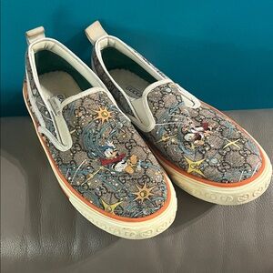 Gucci Disney tennis 1977- Donald Duck- Hewey Dewie Louie Men’s size 8